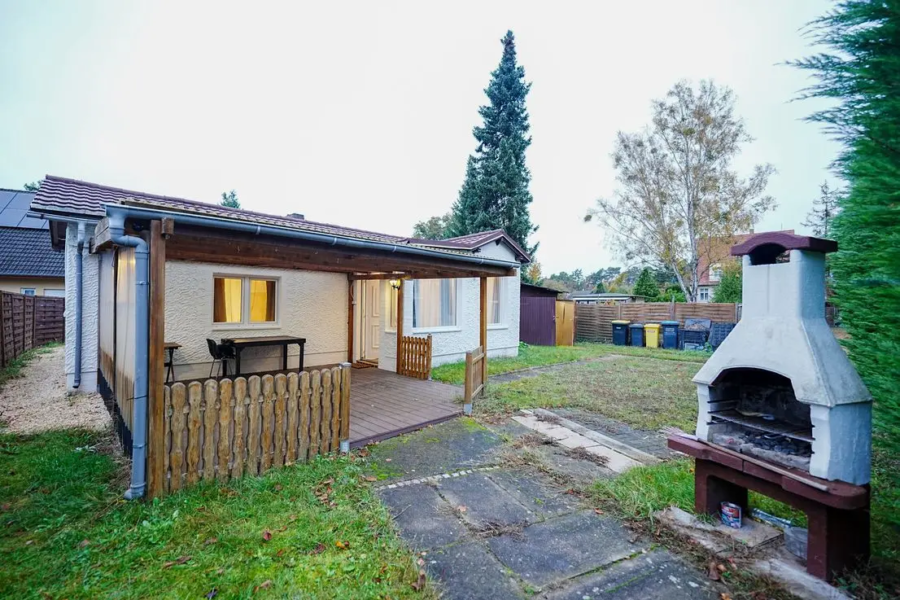 For rent: bungalow on a large plot – yield 4% - Image 2