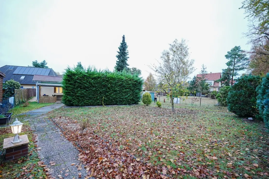 For rent: bungalow on a large plot – yield 4% - Image 3