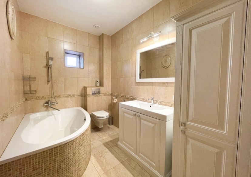 House in a Quiet Location in Berlin - Image 3