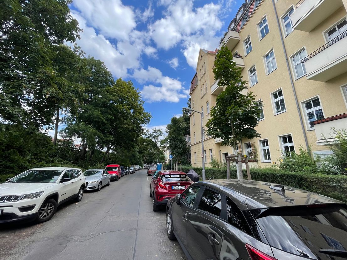 Затишна 2-кімнатна квартира поруч з Бундесплац - Image 5