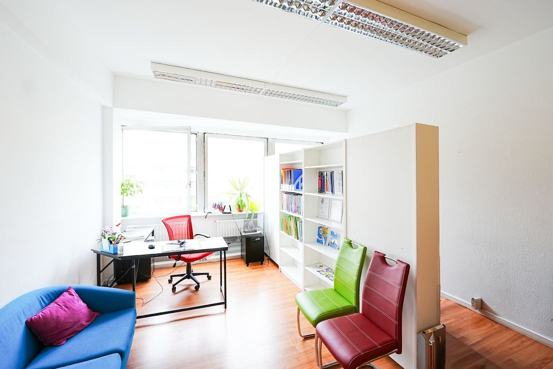Modern office in a top location near KaDeWe - 3 rooms, 70 m² - Image 4