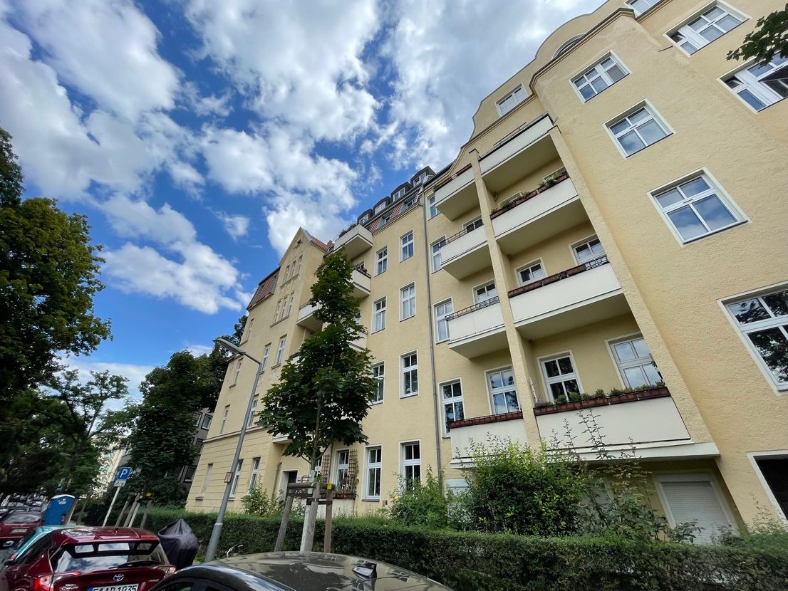 Затишна 2-кімнатна квартира поруч з Бундесплац - Image 4