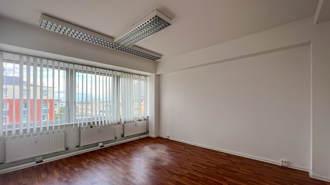 Office in a prime location in Berlin near KaDeWe - Image 5