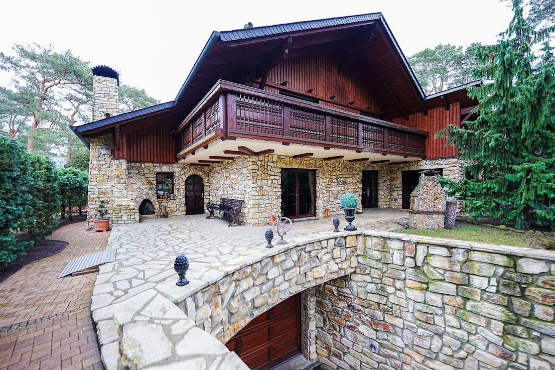 Exklusives Haus im alpinen Stil in Berlin