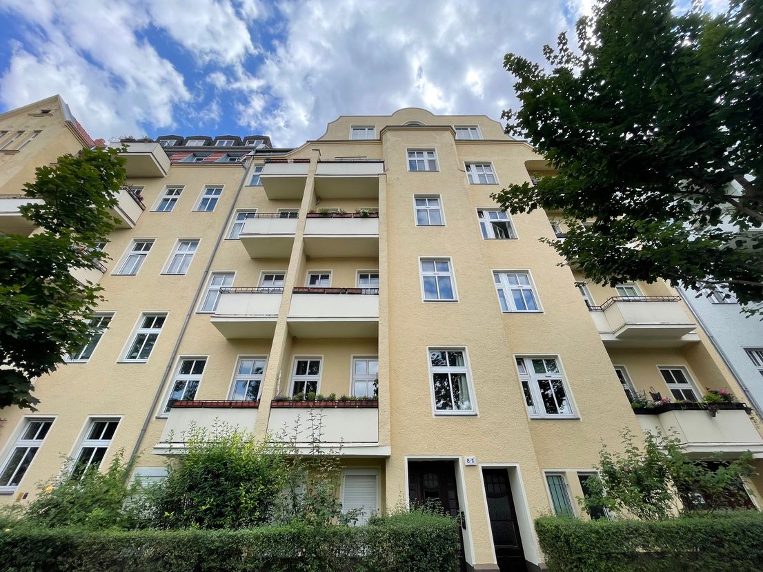 Затишна 2-кімнатна квартира поруч з Бундесплац - Image 3