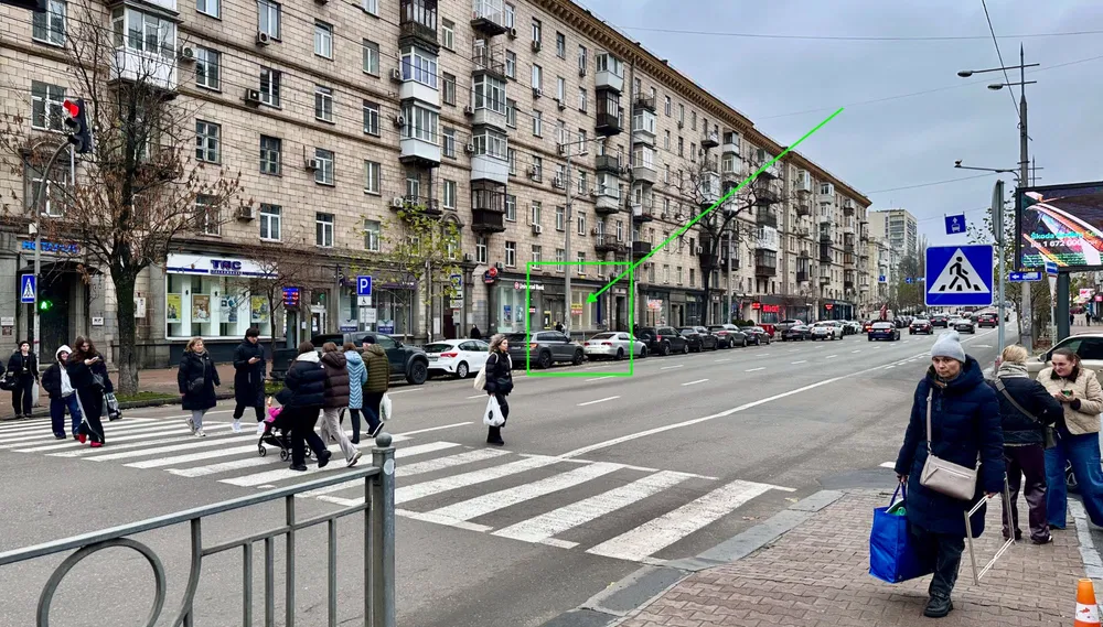 Gewerbliche Fläche 178 m² in der Nähe der U-Bahnstation Lybidska