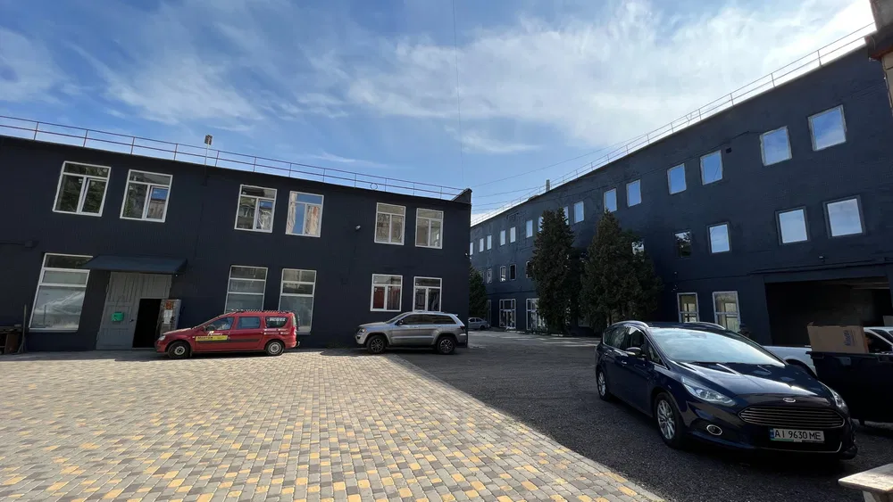 Immobilienkomplex 6500 m² in Podil - Büro, Lager, Produktion