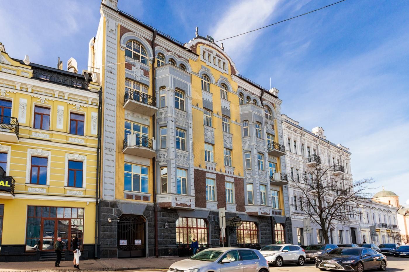 Historisches Gebäude 2 348 m² im Zentrum von Podil, Kiew