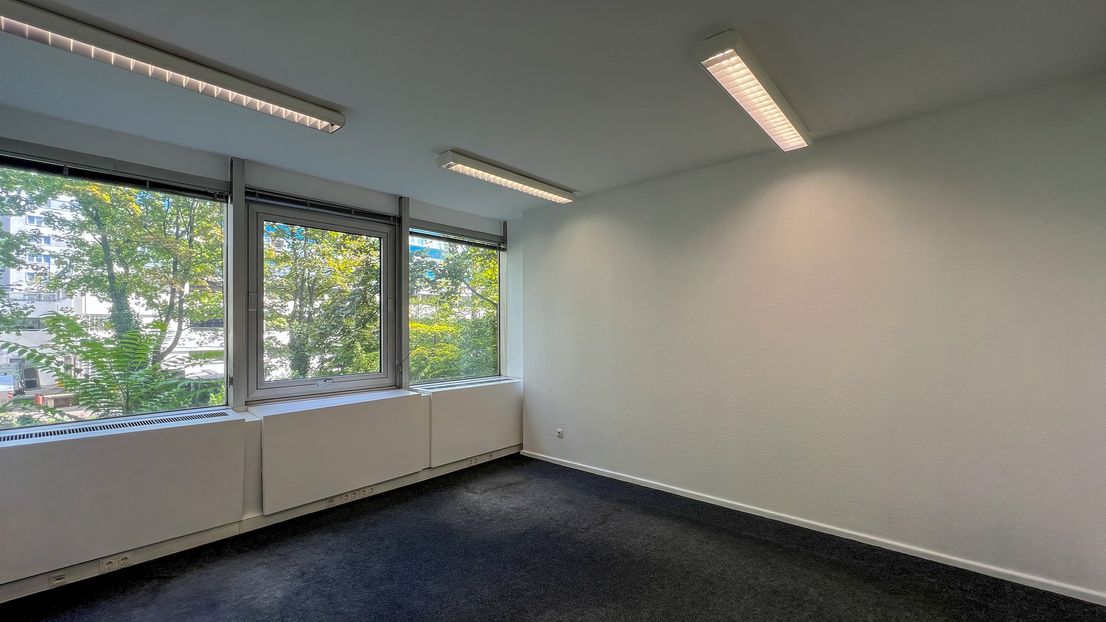 Helle Bürofläche mit 7 Räumen nahe Wittenbergplatz und KaDeWe - Image 4